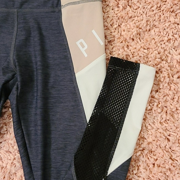 Pink/Victoria Secret Workout Pants. - Picture 3 of 4